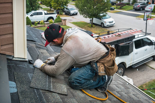 Professional Roofing technician working in New Plymouth, ID